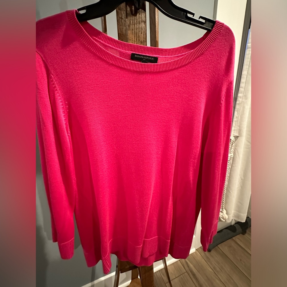 Banana republic pink sweater